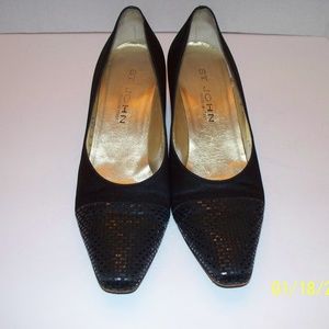 ST. JOHN Black Satin & Sequin Cap Toe 9B Italy